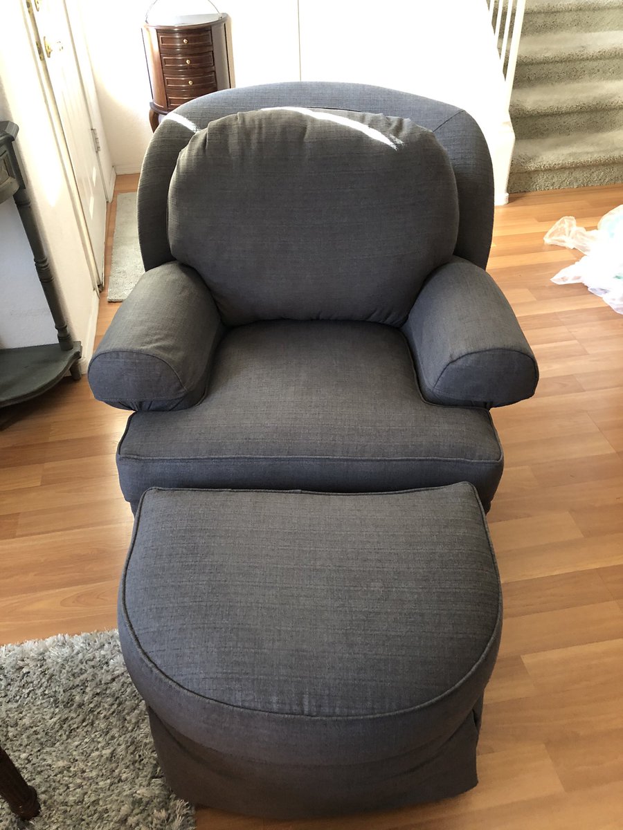 KZI_AZ's tweet image. Beautifully reupholstered chair delivered, smile on client’s face also delivered. #kziaz #upholstery #smallbusiness #furniture #chair #5starreview
