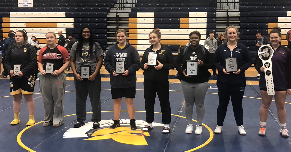 FhcGwrestling's tweet photo. Hugh SO. Our girls went to Wonder Woman, with over 468 wrestlers and out of 68 teams took 13th place. Sophia Miller took 8th, @phia_tran took 4th and @KEggering was a finalist losing to last years undefeated state champion.  #GWIAT #GettingBetterEverday https://t.co/wHHfNhgEZt