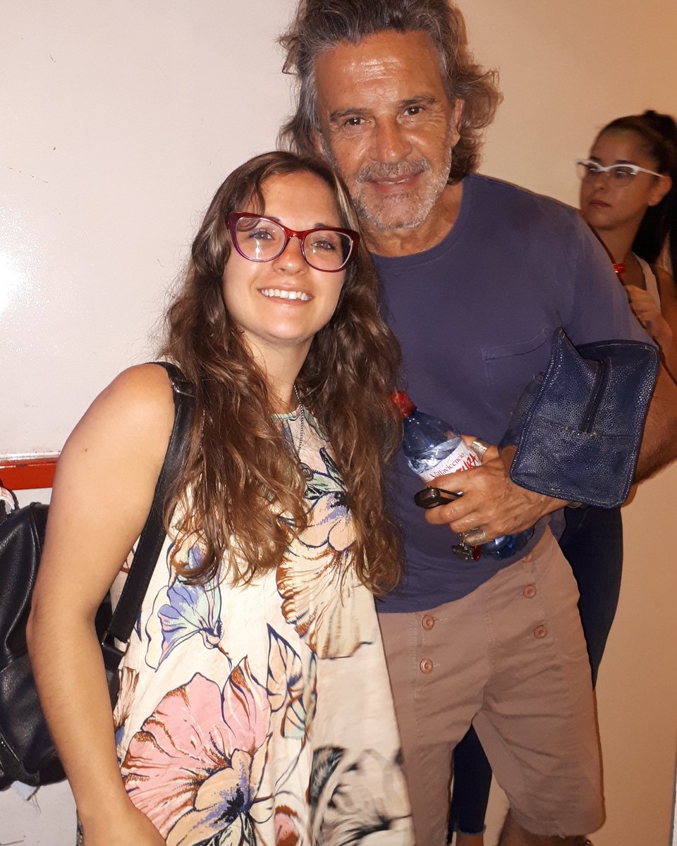 aldismall's tweet photo. Fotito con @osvaldolaportok
Sencillo tranqui y buena onda... https://t.co/jAkWIXeblN