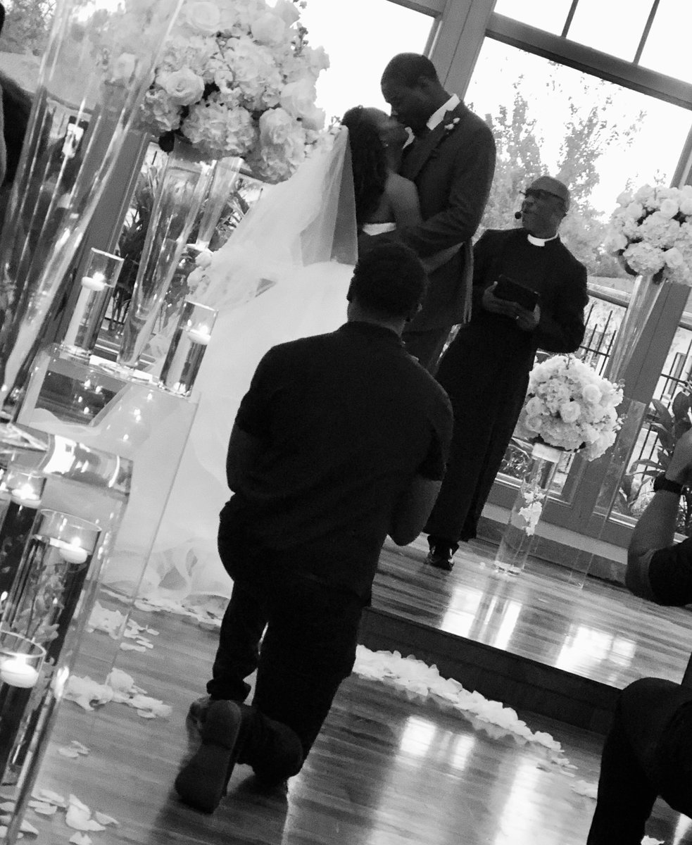 CoachTree11's tweet image. Wedding vibes!!! #TeamTree is in the building. Congrats to the newlyweds Mario and Nicole. May God bless you both abundantly! 🤵🏾👰🏾
#AlwaysAndFordEver