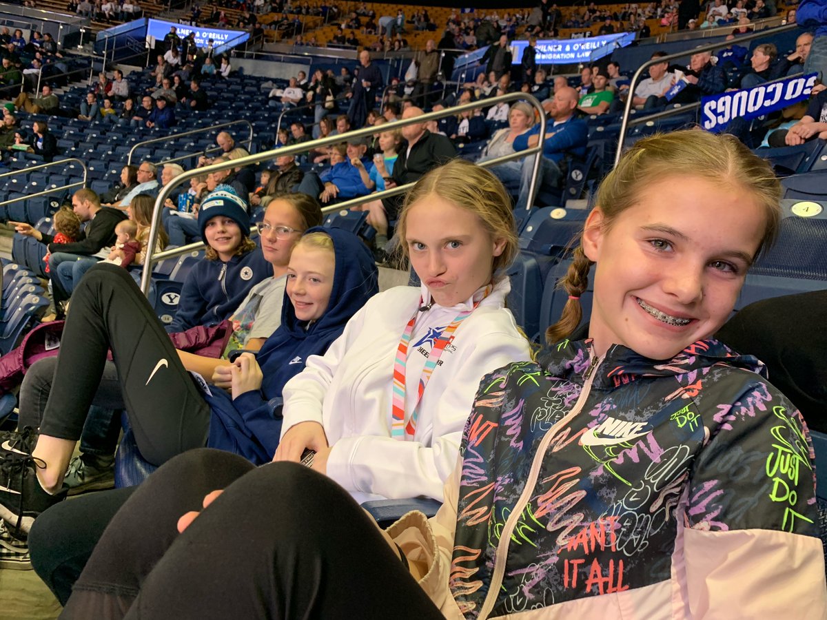 piercejsn's tweet photo. Girl gang. Go Cougars!  #BYUHoops https://t.co/KzD9mFgnMm