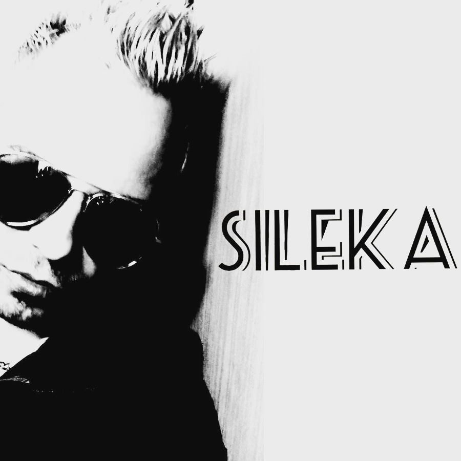 SilekaOfficial's tweet photo. Comienza el año!!!
Nueva firma, nuevo single y nueva gira 2020
Seguimos duro!!! @mingoshow
@aliciagrimes71 @rafaelitorh80
#silekaofficial #compositor #canario #artista #instagram #tiktock #tt #Musica #love #lovemusic #SiLeKa #teamET #teamSLK https://t.co/eFqwYFiJ6n