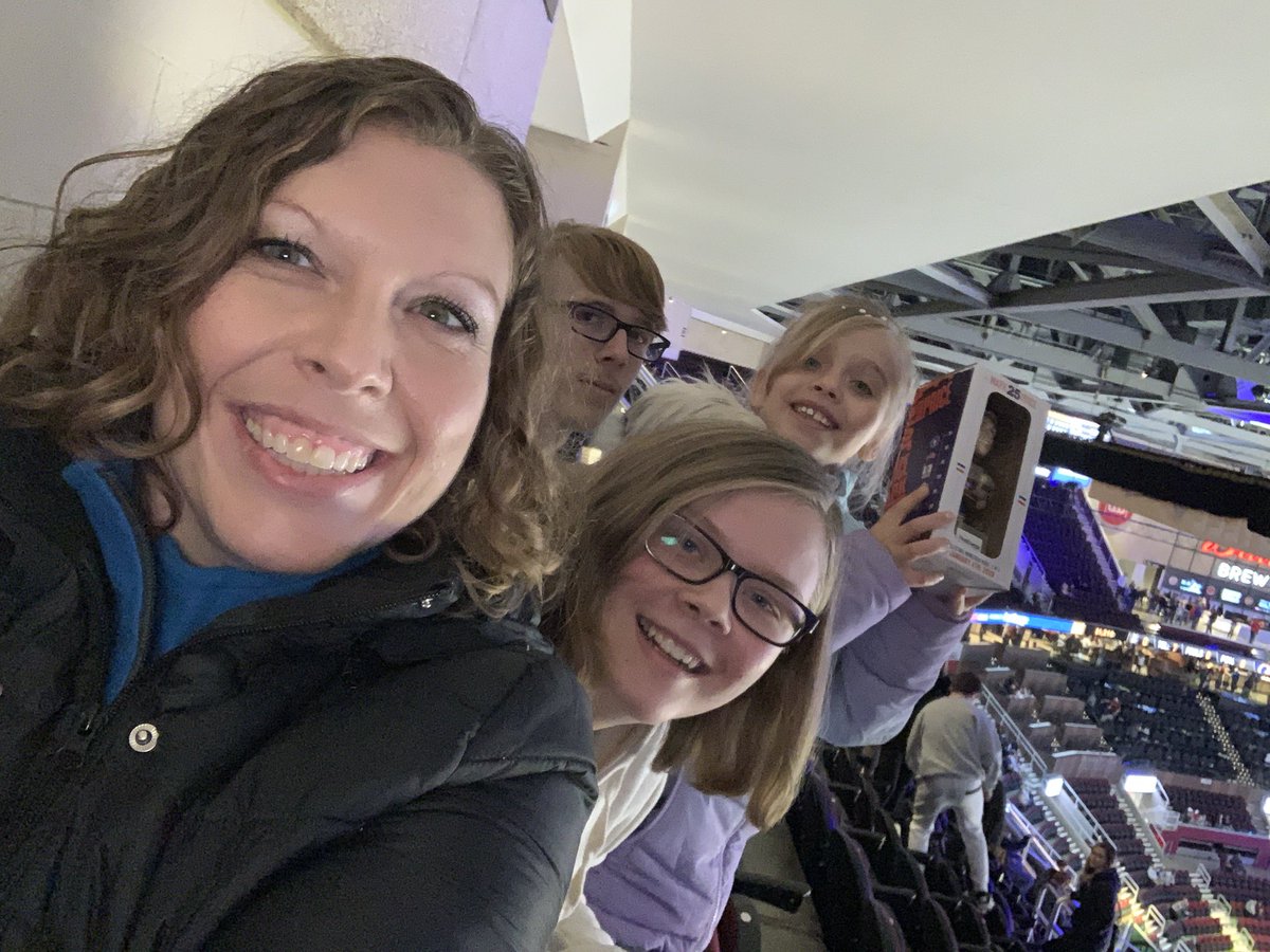 rmesser81's tweet photo. Our first @cavs game! https://t.co/wHKsIN4Pke