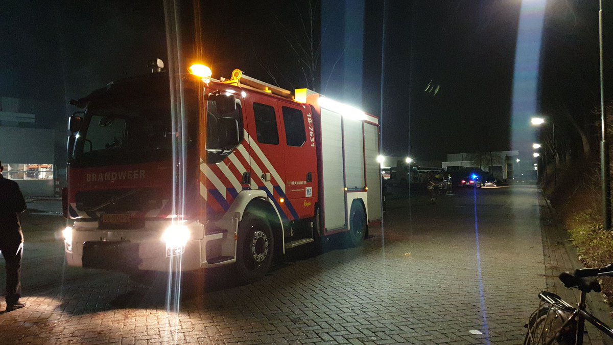 Melding brandweer Schrank Hardinxveld-Giessendam inzake gebouwbrand