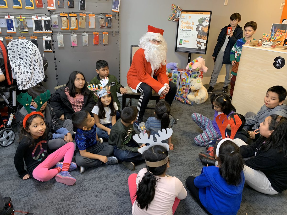 qmobileboost's tweet photo. Tu voz Roselle 121 chestnut Christmas party 🎉 @SPGMikeNJ @alexhyperlink @shawnatspg @joseq_tuvoz @vfiori56 https://t.co/EJrYlphuDw