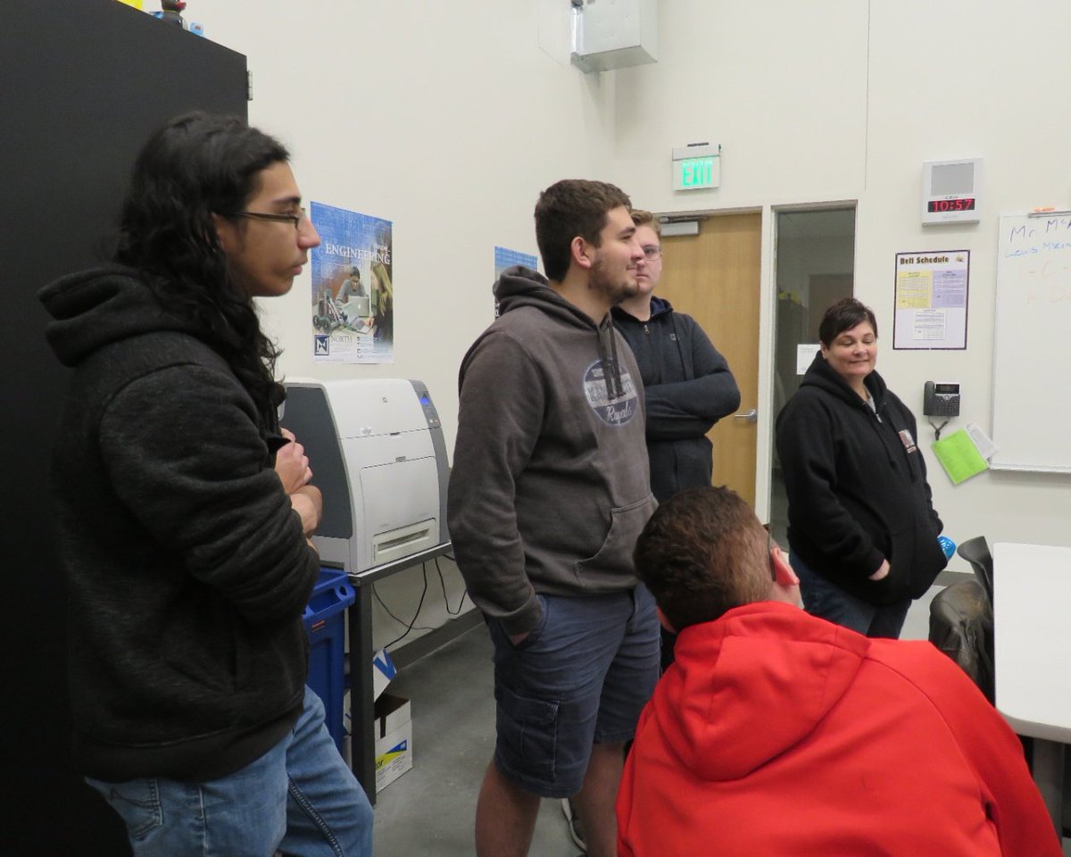 FRCTeam2345's tweet photo. 2020 Robotics Kick-off, thank you to @StingR5098 for hosting! https://t.co/7VJ1EE6xOz