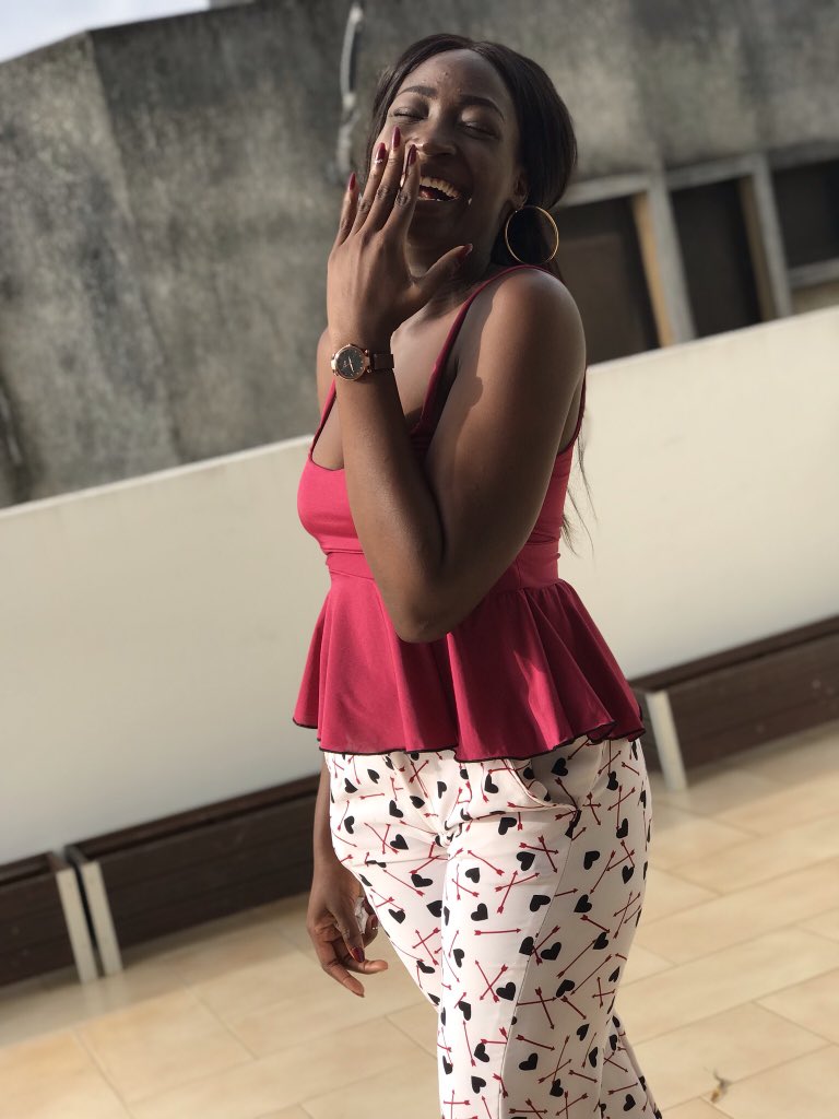 madispark93's tweet photo. Une femme a plusieurs facettes.. et l’intellect en est une à ne pas négliger. Je n’ai rien d’autres à dire que... Et si pour une fois on votais? Simple!
Envoyez N7 au +229 69277177. Merci Team7! #qlpb https://t.co/sZd2t0PzLD