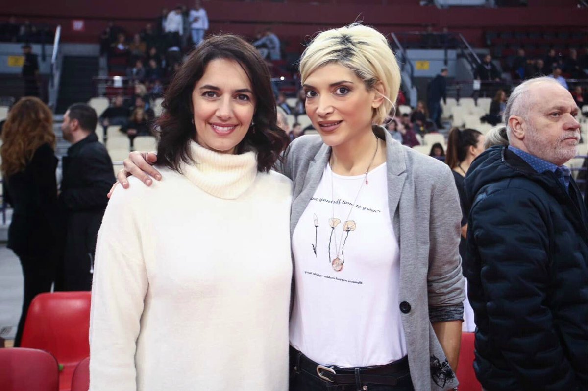 Tsiligkiri_Chri's tweet photo. Αύριο πάλι ⚪️❤️🙂
#SEF #OlympiacosSFP #WBasketball #ChristinTsili https://t.co/PLrSNSAIa6