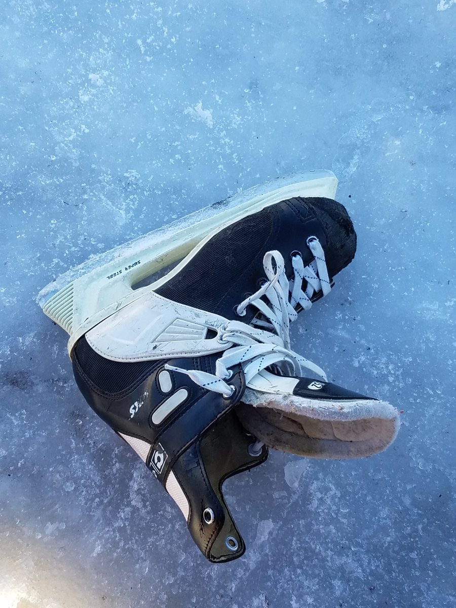 loveshockey20's tweet photo. My Dad bought me these skates in 6th grade, they still fit, wore them junior high, high school, college intramurals, and co-ed league and still going! #CCM #SuperTacks ❤🏒🥅 Although the last time I broke a tuuk the guy told me I break it again it will be new skates #rinkrat https://t.co/tjB34vuhYD