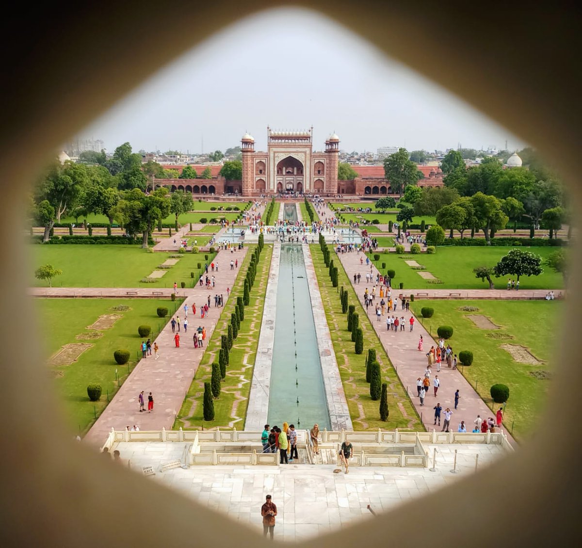 AG_NITISH_GAUTA's tweet photo. #tajmahal #agra #localguides #googalmap https://t.co/fO97vWr9rX