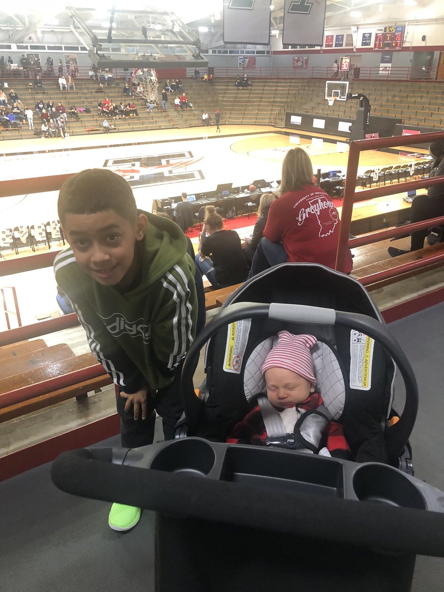 coachKBrandy's tweet photo. Got to meet my guy, take him for a walk, and dance to pregame music! #Ayech @CoachWoody23 @Kristin_Wodrich https://t.co/r4V822Tk7h