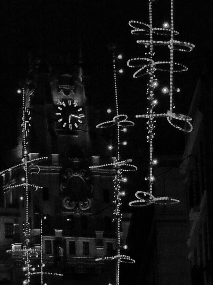 Encendiendo las luces de una nueva década...

Fotografía que nos envía (photo_triangle - Instagram)

#Navidad #Madrid #demadridalcielo