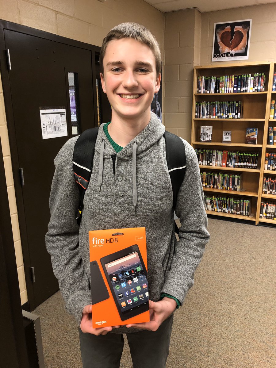 AwtreyCLC's tweet photo. Who would read and log over 5,000 minutes this semester? Leighton! Congrats! Enjoy the Amazon Fire Tablet! #AwtreyReads @AwtreyVikings @CCALMS @glma @AnitaReads @CobbSchools https://t.co/rmaB9xIjWp