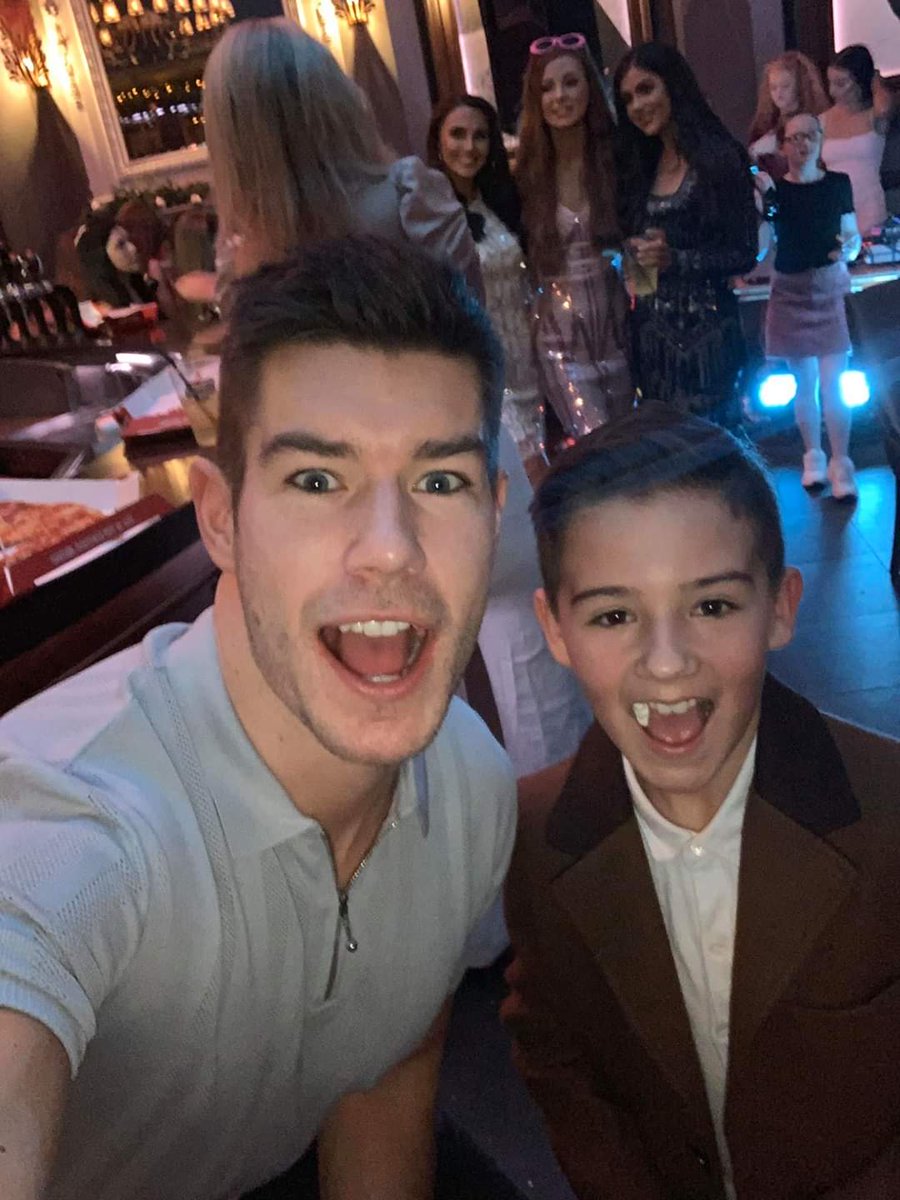 CarthyRobbie's tweet photo. Absolutely love this picture of my nephew and @RyanAndrews17. I've never seen him idolise someone as much as he idolises Ryan working together at the #CheeriosPanto is the best thing ever. Thanks for looking after him Ryan https://t.co/6QeT2vcK2f