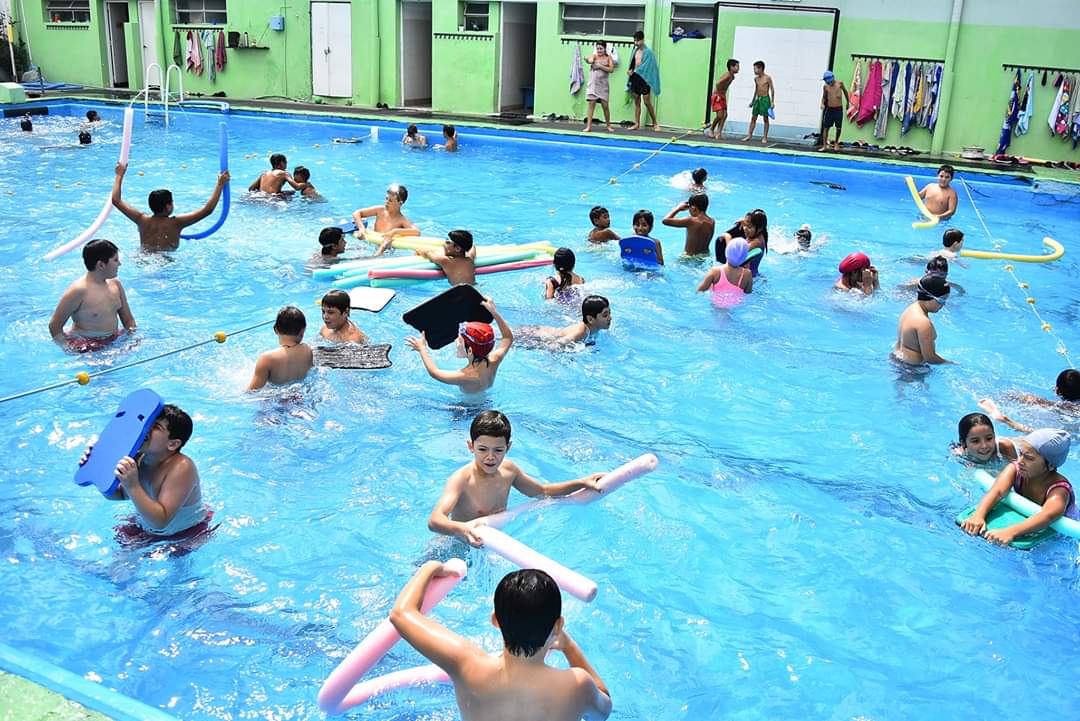 WFMandel's tweet photo. Comenzó el Programa Escuelas Abiertas de Verano 2020! Éxito total! Articulación entre la DGCYE y el Municipio de Baradero. @ccbracchi @BAregion12 @JD_Baradero @BAeducacion https://t.co/mIP9IYvg7b