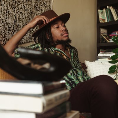 ScionRae's tweet photo. #NewProfilePic #hats #uncleflex #putyouontogameandmusic #kilosofpositivty #earthycausethatsmymother https://t.co/XeCv43u7Cb