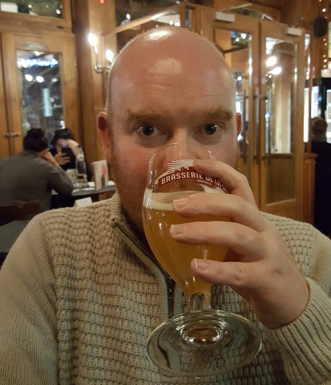 thebeernut's tweet photo. For the first time since 2004 I went back to the pub where my profile picture was taken. Neither of us has changed hugely, I think. https://t.co/dpAhfuARGn