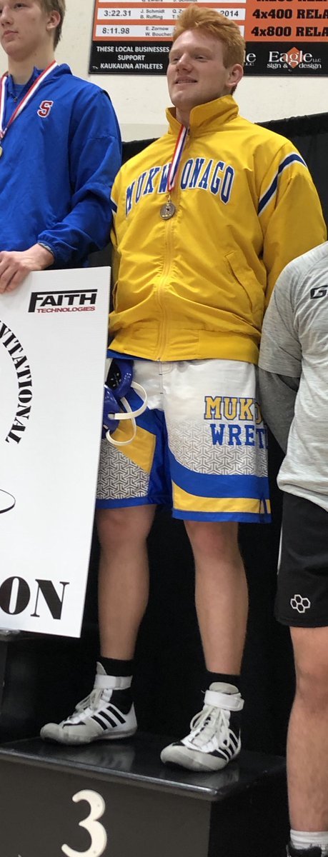 Mukwrestling's tweet photo. Caleb Willmann 3rd place at #220 lbs at The Cheesehead 

#BandOfBrothers https://t.co/3RvqqCyMei