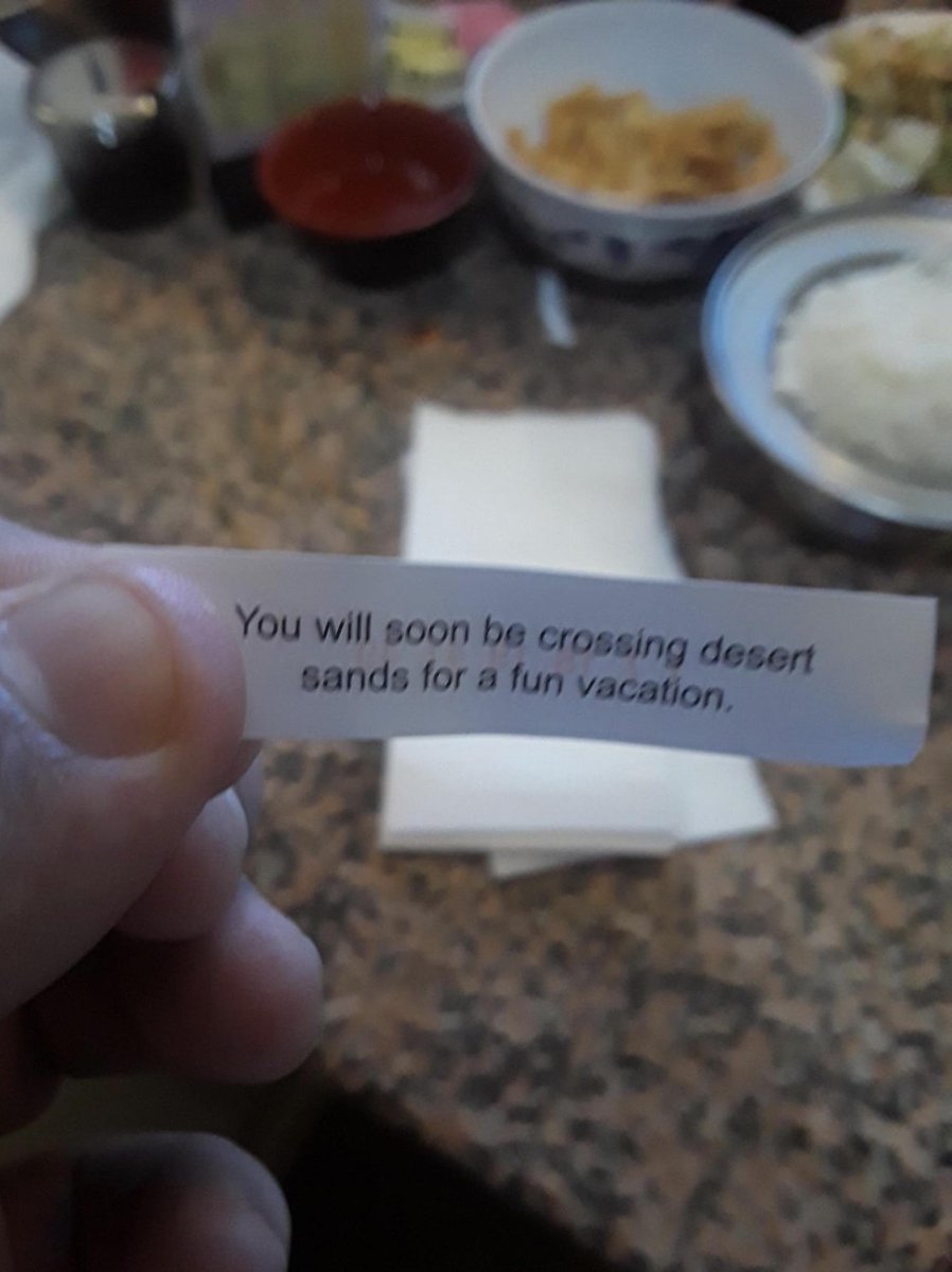 ItMeIRL2's tweet photo. me_irl https://t.co/cCVECcKvVo https://t.co/nriMWOzpgH