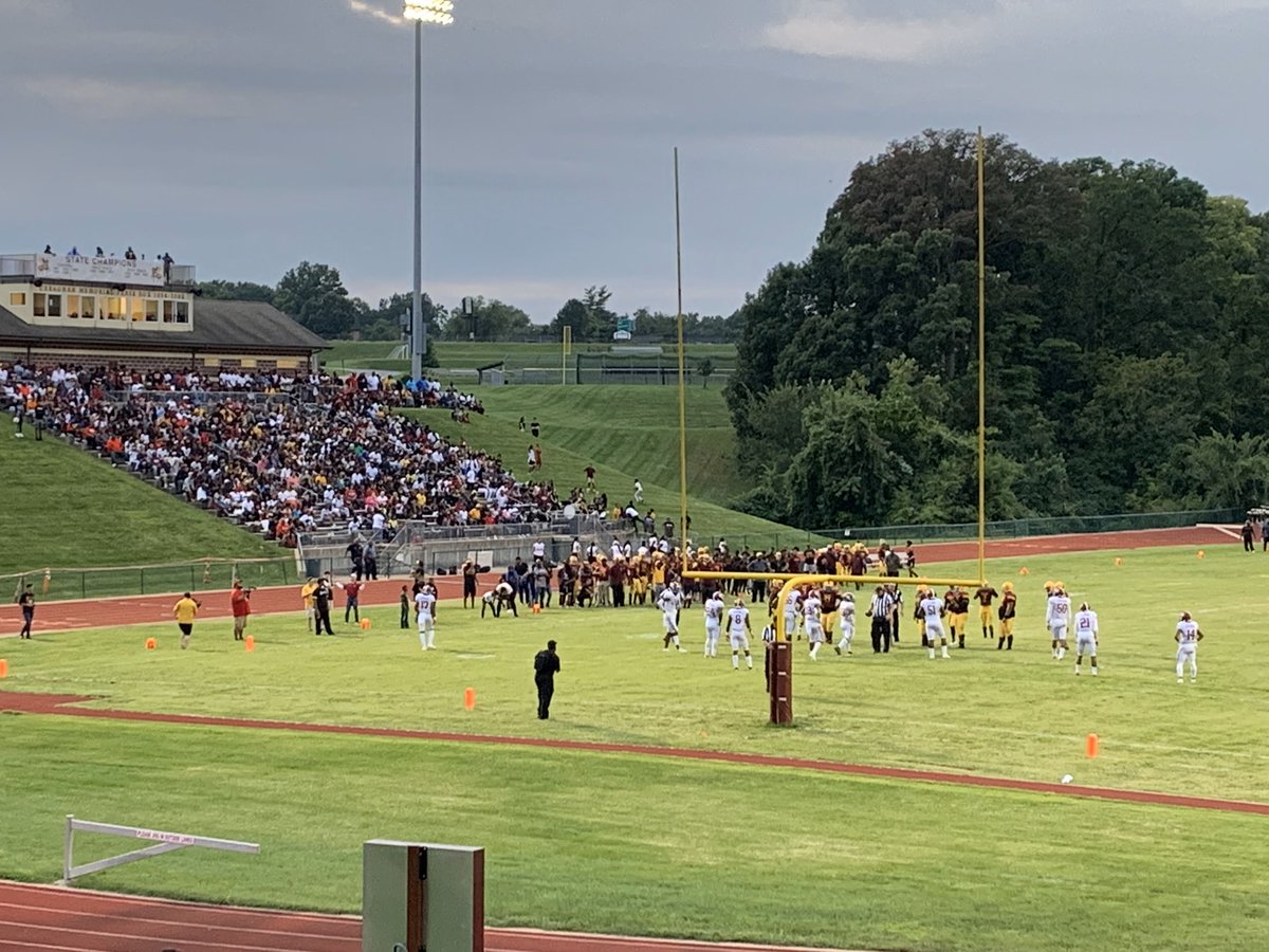 CoachADavis15's tweet photo. You gotta be a real one to play on this field 💯
#ChampionshipDNA
#Scholarshiphigh
#CreateANightmare https://t.co/cXOgPUknBt