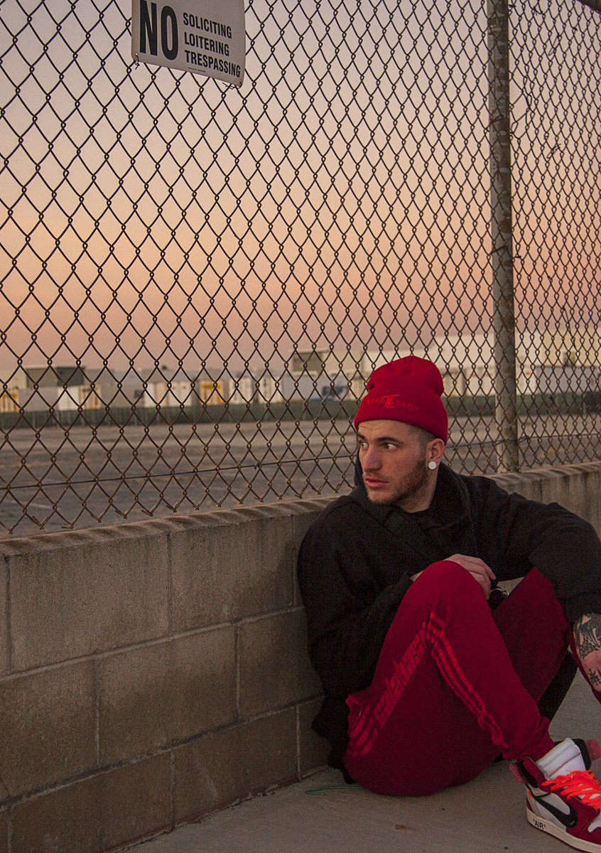 TreadLightly__'s tweet photo. #TL20 “Crooked” logo beanies 1/6 https://t.co/xHe3C9H6B9