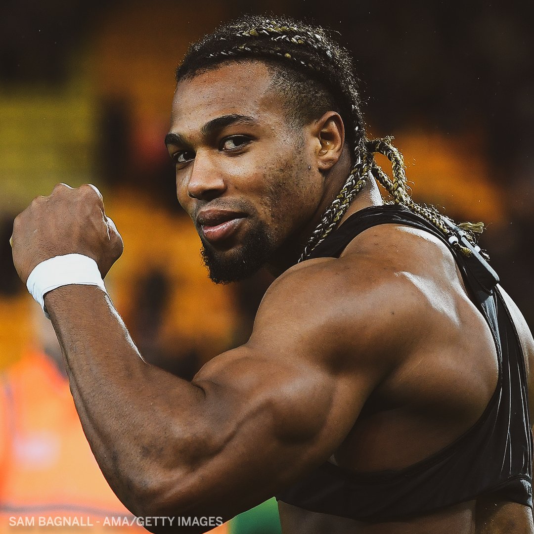 ESPNFC's tweet image. Adebayo Akinfenwa and Adama Traore are UNITS 💪