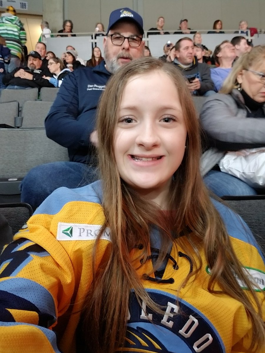 stehtam's tweet photo. #WalleyeGameDay https://t.co/QwVnj63sgm
