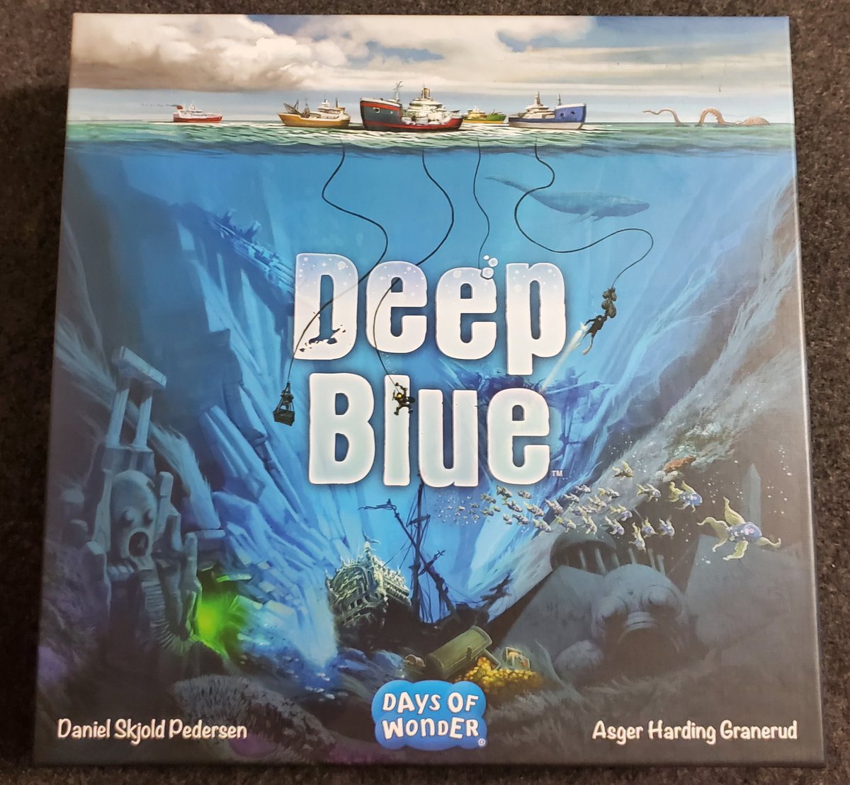 retroboardgamer's tweet photo. Finally getting Deep Blue to the table. Designed by @asgergranerud &amp; @danielskjoldp . Published by @days_of_wonder . I'm loving the theme and the push your luck mechanic. The treasure chest is a nice touch. Everyone had fun playing. https://t.co/PyDElwdrYn