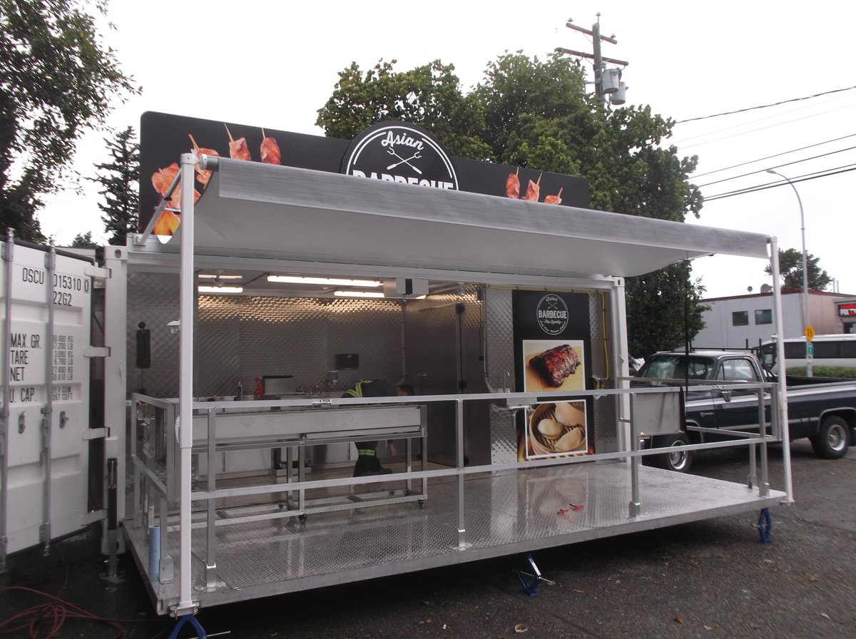 ItIsAGrapeLife's tweet photo. Latest edition to the Tin Lizzy fleet of #mobilecatering This #containerkitchen will be serving up #KoreanBBQ at the #CalgaryStampede as well as #PNE Check them out if you get a chance. #foodtrucks #mobilevending To discuss your #StreetFood needs email glen@foodtruckkings.com https://t.co/FHmSN2Wm6C
