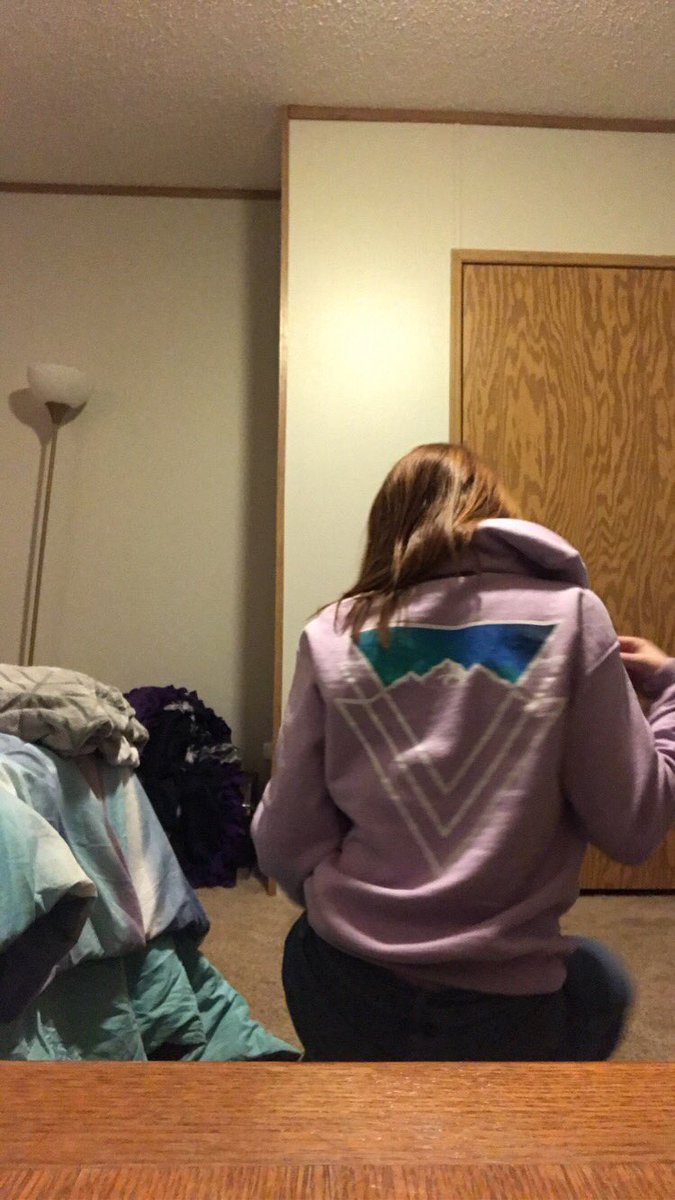 DEVOTINGGRANT's tweet image. I FREAKING AM IN LOVE WITH MH MERCH THANK YOU GUYS SO MUCH! ❤️❤️@JackBrinkman @gabrielle_moses