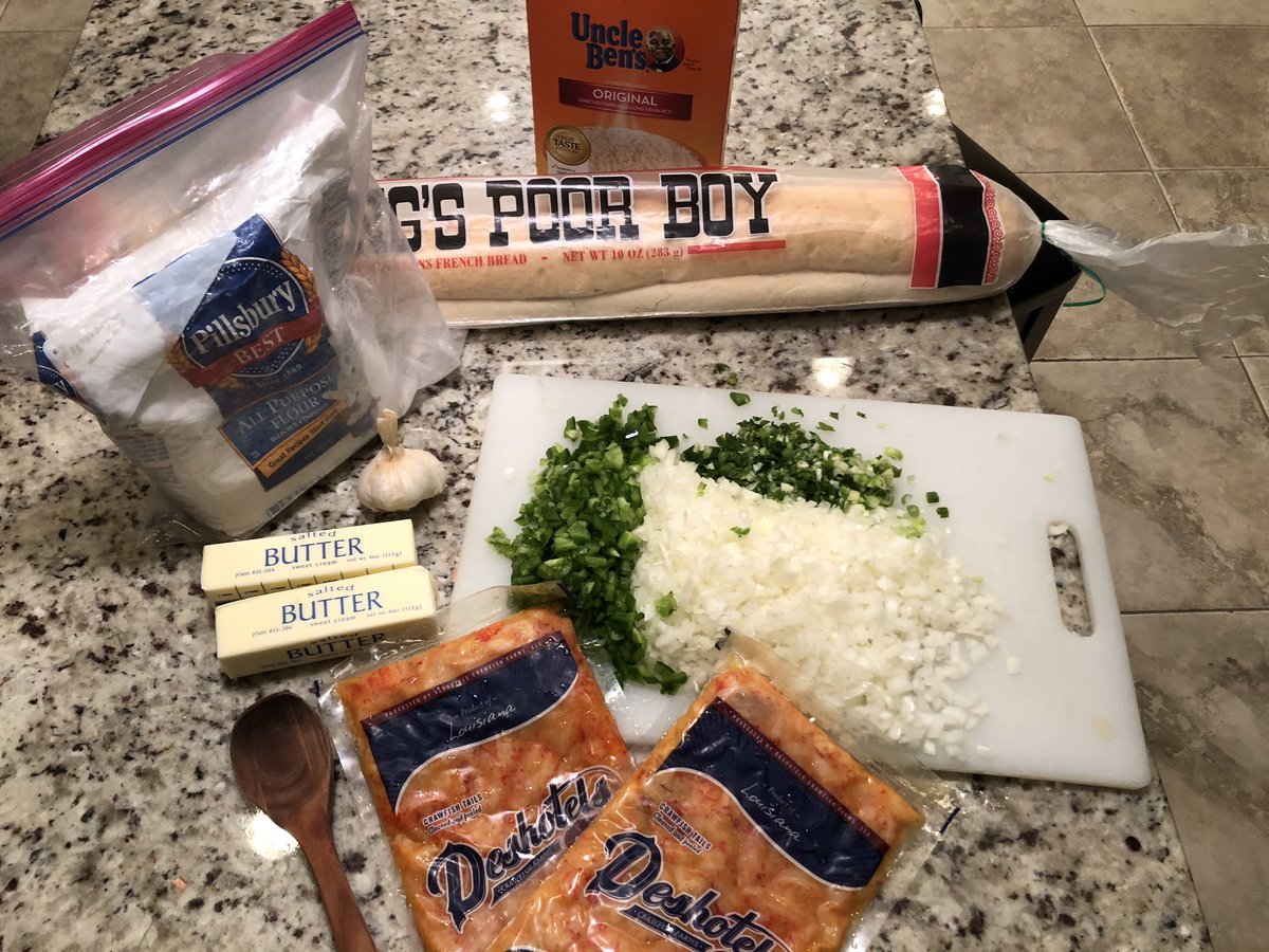 KG5GJT's tweet photo. Making crawfish étouffée for the W5M/MM team in #EL59 tonight. Making sure we are all well fed for tomorrow’s expedition to the mouth of the Mississippi River to #EL58. Oh yeah we are also hydrating! @KE4ALabama @ad0dx @k2mts(sorry you are missing it) #AMSAT #LifeBelowSeaLevel https://t.co/egWaAoowx4