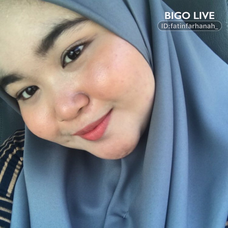 manbelon95's tweet photo. Come and see ᴸᶜ🍀 F A T I N's LIVE in #BIGOLIVE: #guy Cari rezeki  
https://t.co/8jWnwdi9Qi https://t.co/PRFiT7ACu5