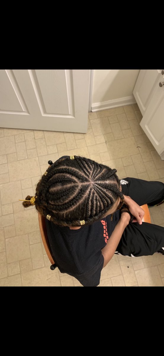 kaymarwil's tweet photo. Braiding class January 19 in the University Village Community Room @ ODU, mark your calendars βΌοΈ #odu23 #odu22 #odu21 #nsu22 #nsu21 #nsu23 #757braids https://t.co/CvgFUJk4mr