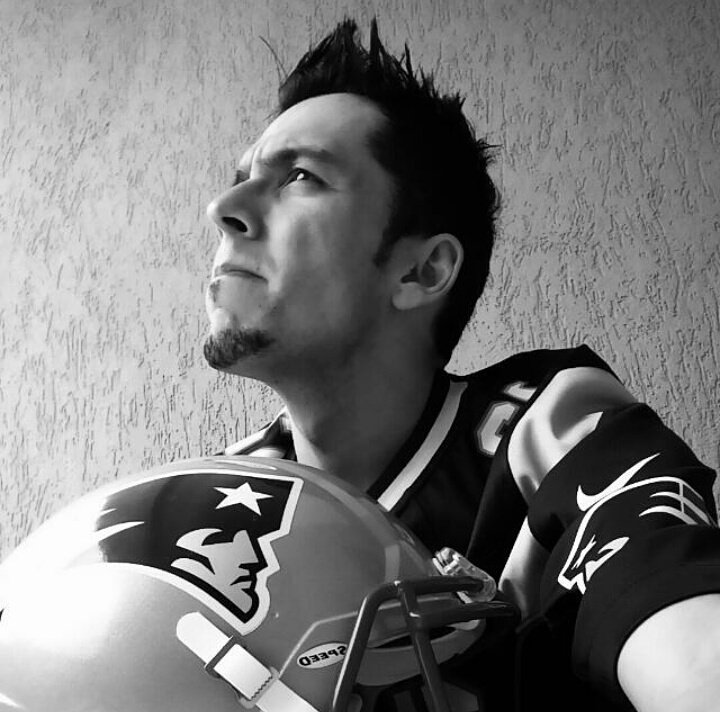 Hj é dia de <a href="/Patriots/">New England Patriots</a> !!!! #LetsGoPats #NFLnaESPN <a href="/patriotsbrasil/">Patriots Brasil</a> 🙏🏻