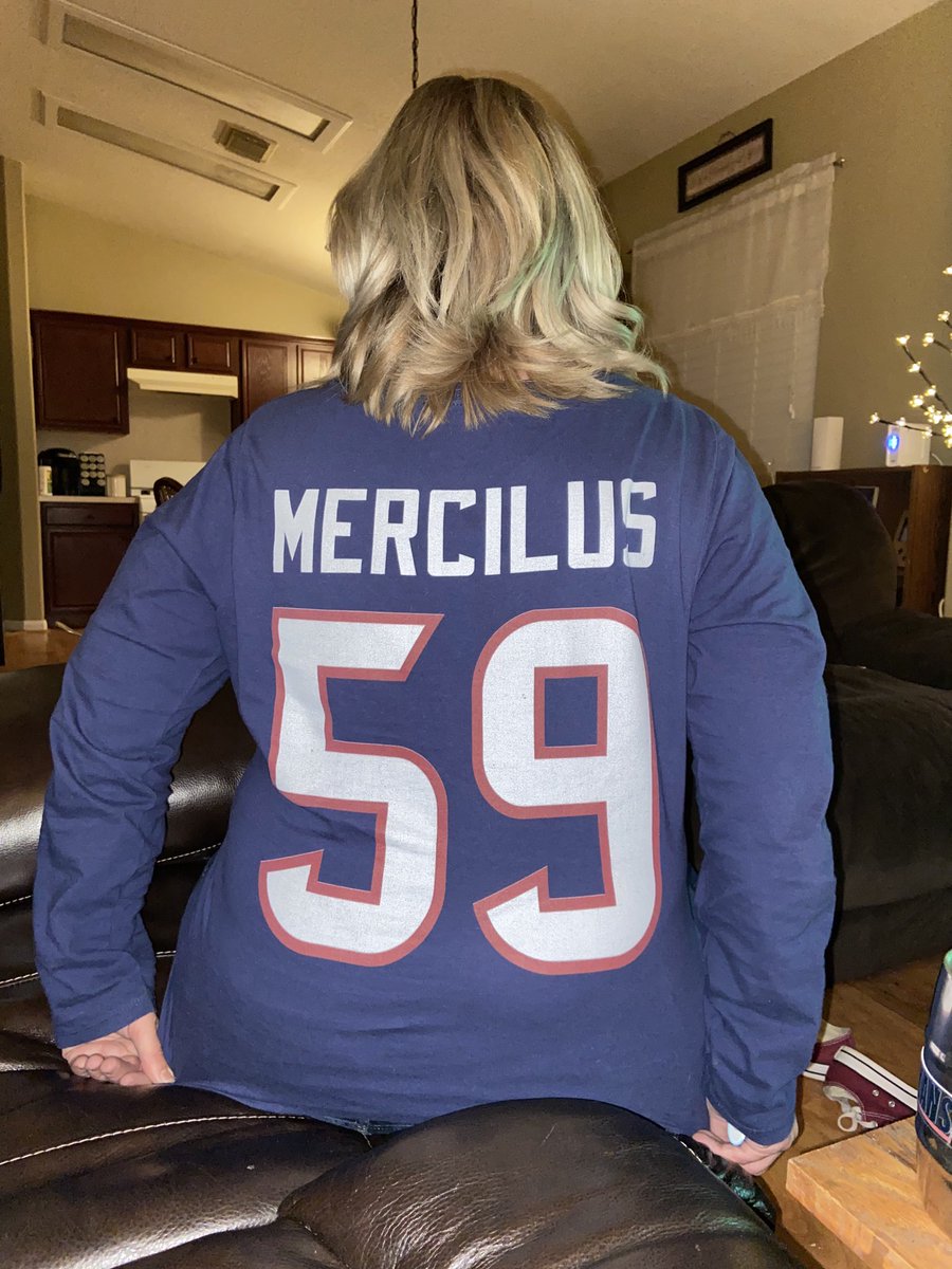 jackie_skrocki's tweet photo. OT!!!!! LET’S GO!!!! #texans#playoffs #nextscorewins #mercilus https://t.co/dERuKxuJ9q