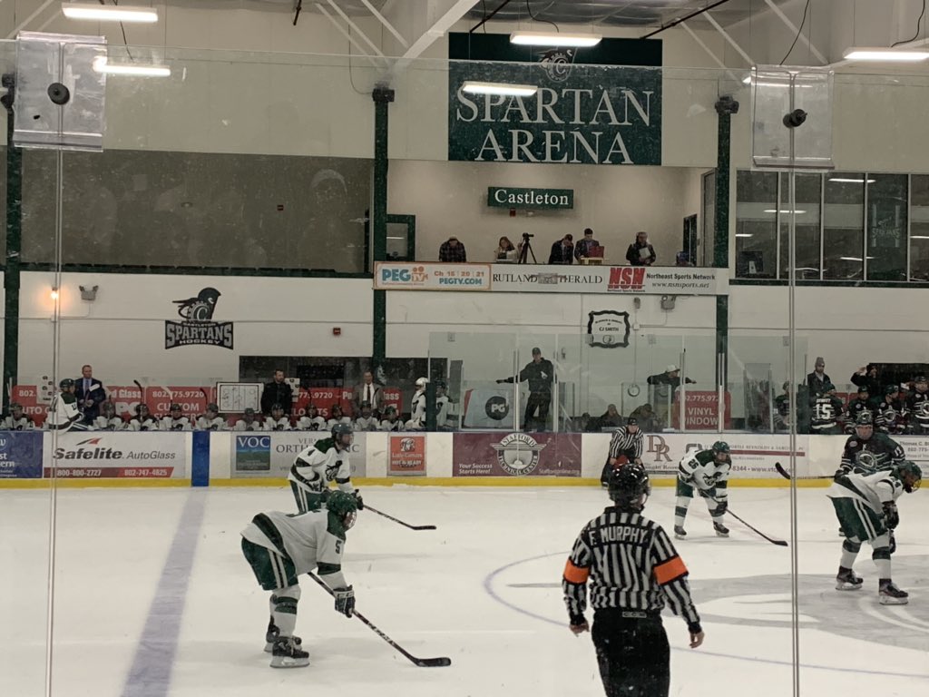 KarenMScolforo's tweet photo. Happiness is Spartan Arena with @CastletonMHky and @CastletonWhky!! Tonight our men play @PSUPanthers #SaturdayNightIce @CastletonEdu @CastletonSports https://t.co/gJIaQuqWXD