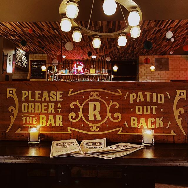 TheRichmondBar's tweet photo. New year, same bar! Come on in and hang with us!!!
.
.
.
#richmondbar #portlandbar #beer #happyhour #2020bar #cocktail #drinks #food #fries https://t.co/qcRgmMbyWM https://t.co/F3zYCJSw0y