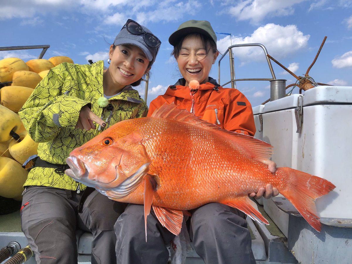 釣りたガール 濃いめ V Twitter 今朝の釣りたガール は奄美での大物釣りでした 年の最初の獲物は センネンダイにデカカンパチと えらいこっちゃ な新年の幕開け いまカンテレドーガやtver Gyao で無料見逃し配信してますので 私と和可菜ちゃん