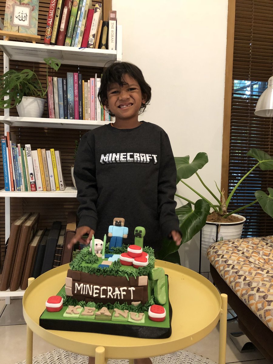 wulanc's tweet photo. Nanu 7th Birthday – 28 Juli 2018 https://t.co/nbwYtIQBxt https://t.co/IpM3onP0iP