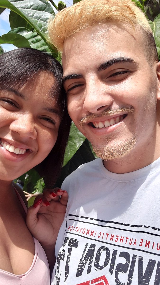 Isabel39182116's tweet photo. ~Parabéns meu amor 🎉👫❤😍 https://t.co/Ll9F22oAf4