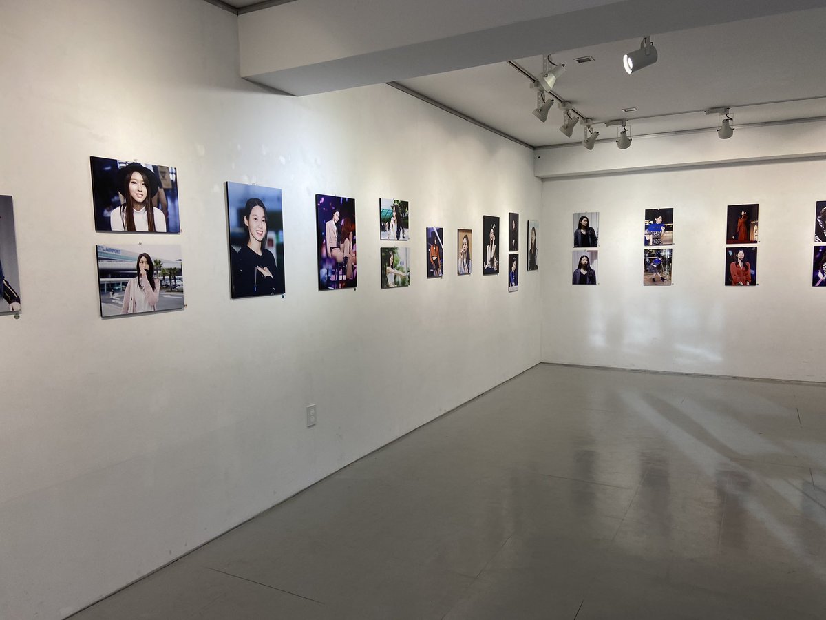 center_dd_'s tweet photo. 오늘도 왔어요!!!! 마지막날이라니ㅠㅠ
사진 너무 예뻐욥🥰🥰🥰

#for_your_twentysix #스물여섯_설현이에게 @kshtwentysix @seolhyun_kr @mist950103 https://t.co/aRAUFmW9aw