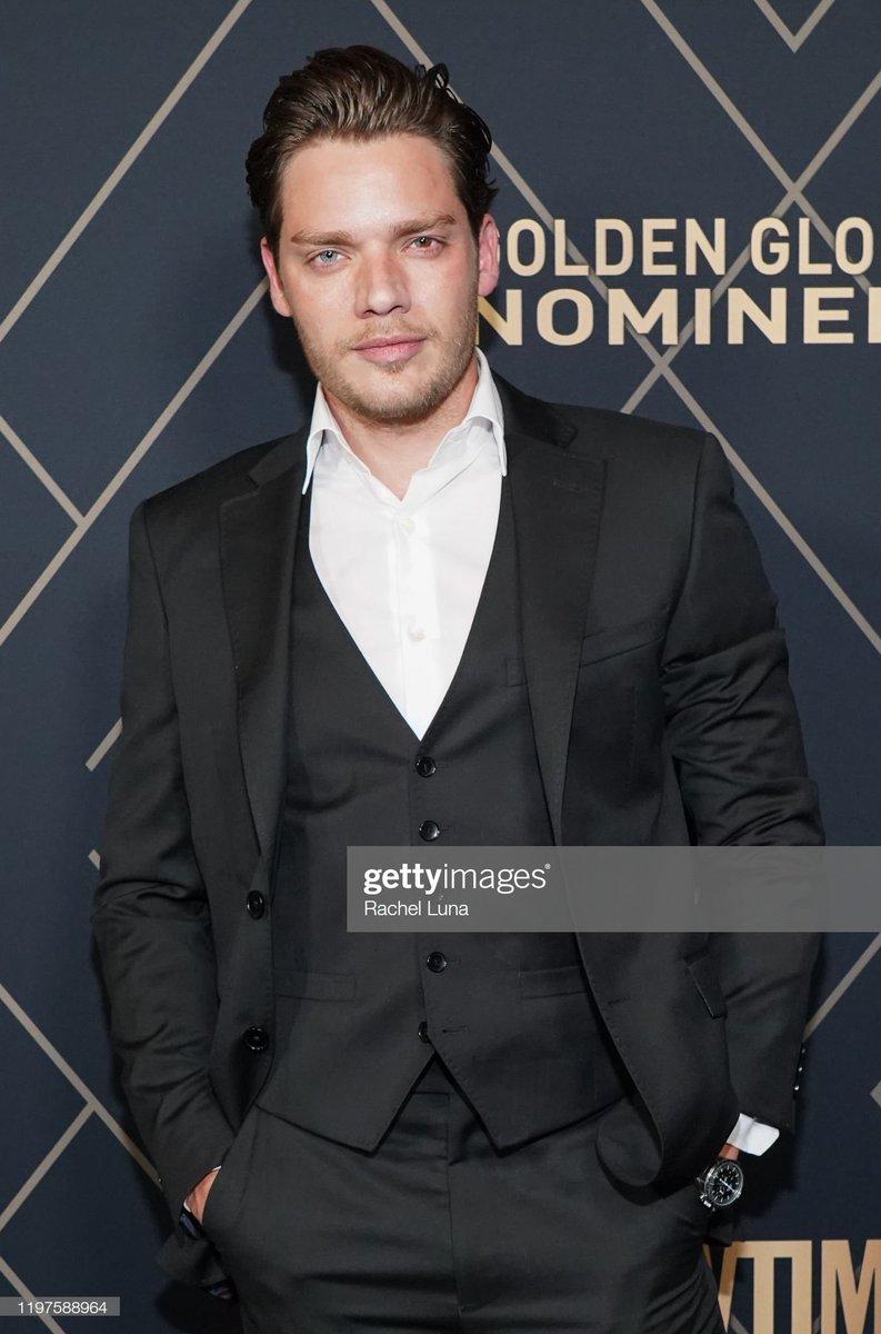 iimevam's tweet photo. DOM'S FIRST PUBLIC APPEARANCE IN 2020. HE SERVED LOOKS https://t.co/F2UBPOPJRZ