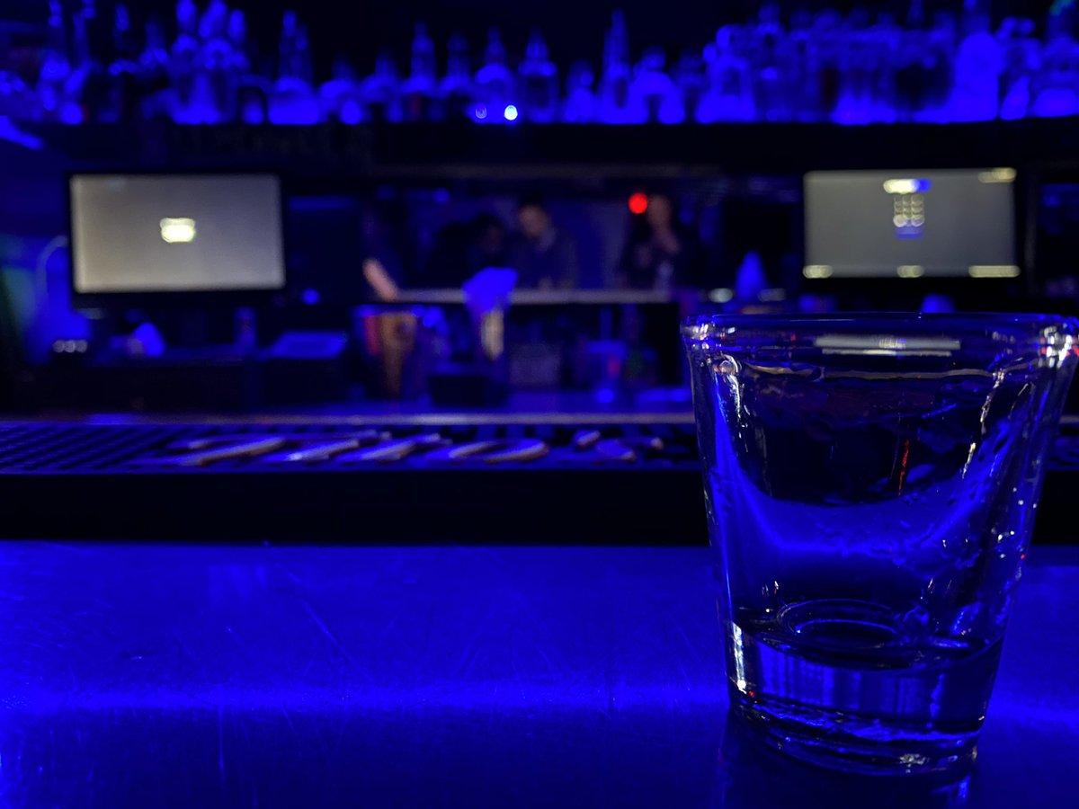AutoManifestCo's tweet photo. #Nightlife https://t.co/A83wd2TQnB