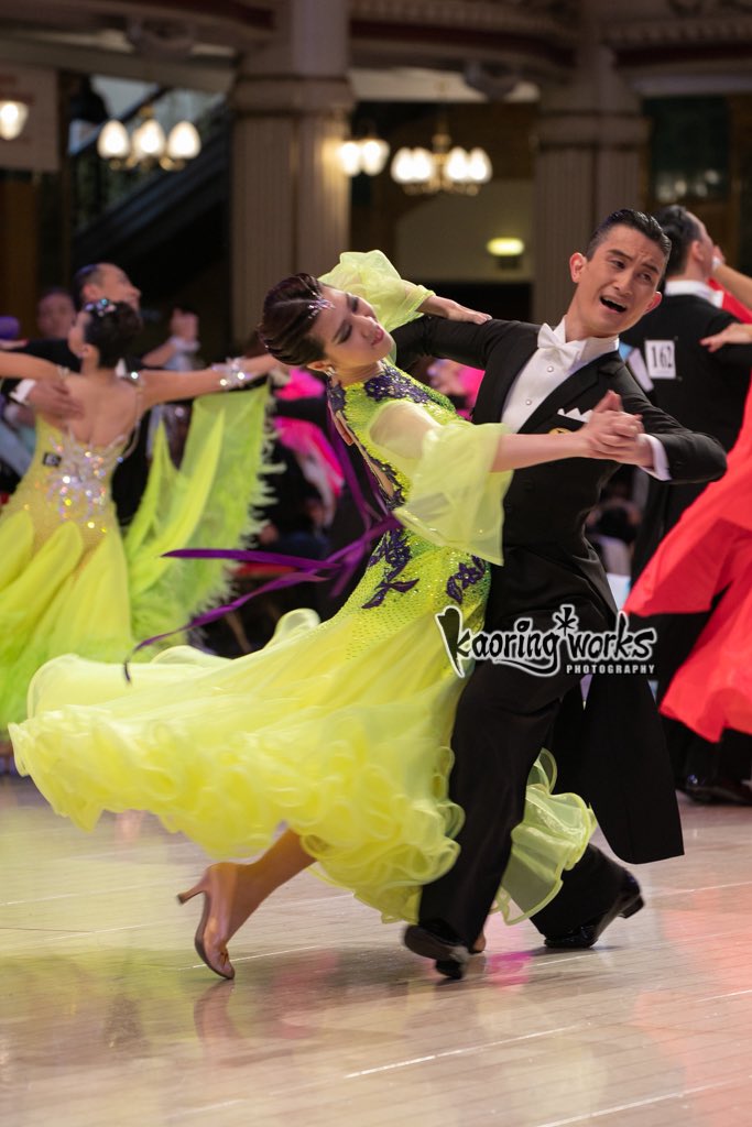 武田ダンススクール Pa Twitter 見所 Ballroom Latin共に5種目のプロのダンスが見られます またファイナリスト以外が出場する ライジングスター部門 ではballroomのtango とslowfoxtrot またlatinのchachachaとsambaその種目ごとのチャンピオンが決まります