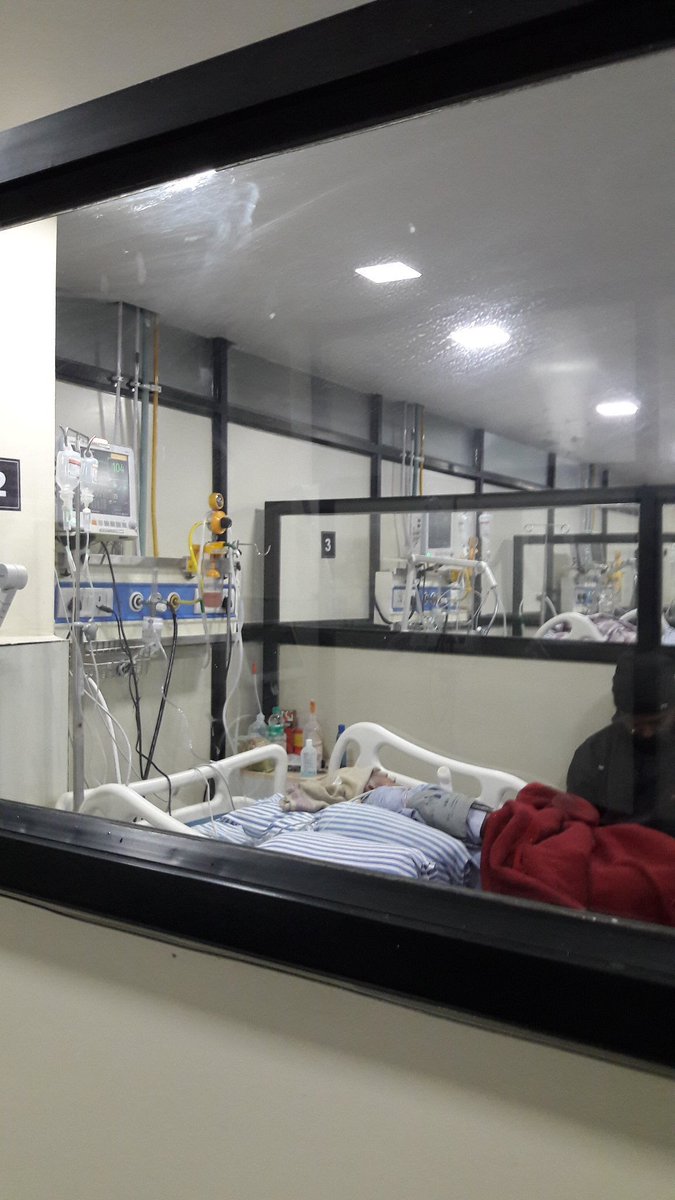 imAbhardwaj4's tweet photo. इन माता जी की #AyushmanBharat के तहत #Brain_Surgery हुई है, और इनका पुरा ख़र्चा इस योजना के द्वारा ही उठाया जा रहा हैं।
Thank alot @narendramodi Ji 🙏🏻
#मोदी_हमारी_आन_बान_शान
#ABHishekBhardwaj https://t.co/ni2FAiBTek