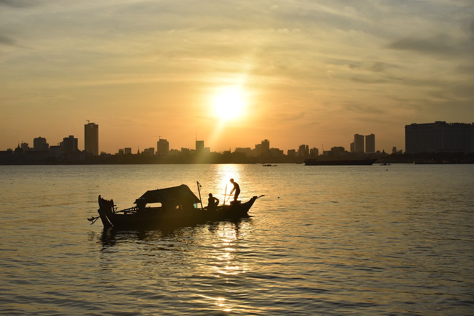 highasiatours's tweet photo. Mekong River, Cambodia- It is the world's 12th longest river and the 7th longest in Asia. 
https://t.co/0zSDr3FkBG
#travel #adventure #destination #cambodia #highasiatours https://t.co/jnHjhodU0z