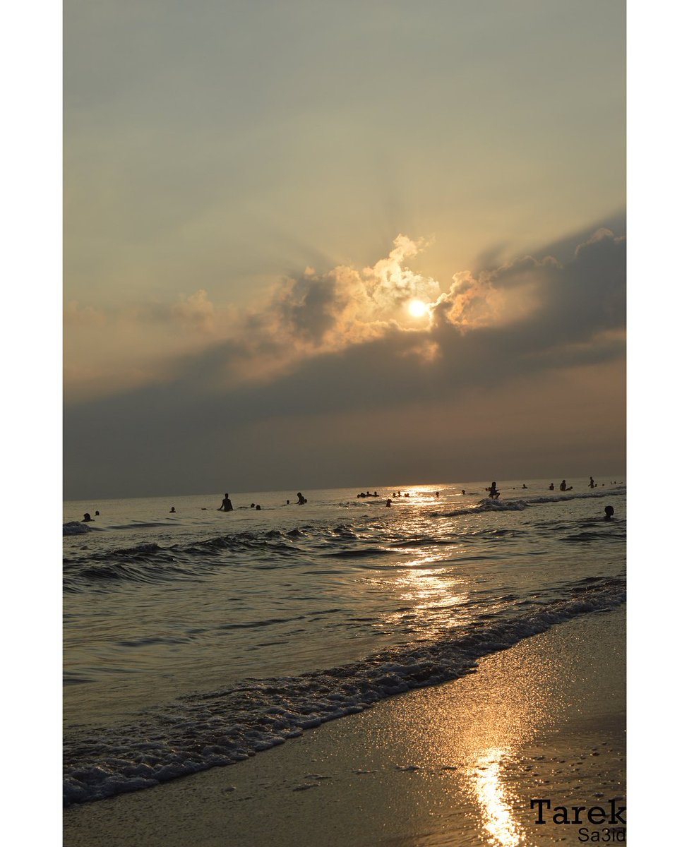 tareksaid1002's tweet photo. #photoday #photography #photographer #photoday #sky
#sea #no_effect
#sun https://t.co/h2wJHf5Pw4
