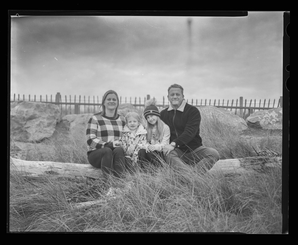 5x4portraits's tweet photo. Family Thomas. #alternative #alternativeportrait #headshots #family #familyphotography #familyportrait #familial #differentportrait #fivebyfour #southwales #largeformatphotography #largeformatfilm #largeformatcamera #portrait #fineart #fineartportrait https://t.co/wELMgGy5Eu