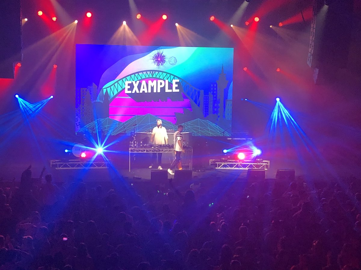MrsQuinno's tweet photo. @example We were over from Manchester for NYE, fab night 👍 https://t.co/ZezSDibz0x