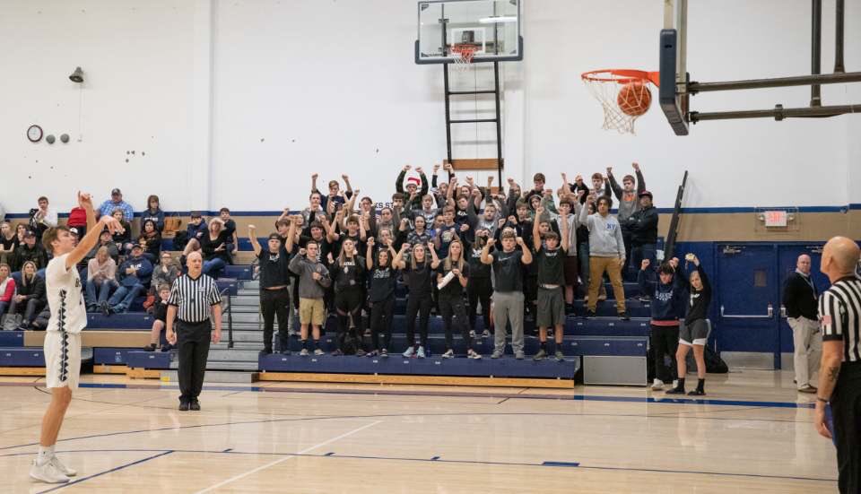 SlifkaJacob's tweet photo. Won 7 of our last 8 and starting to figure things out! So thankful for this team and all of our local support! https://t.co/u921hJc8RX